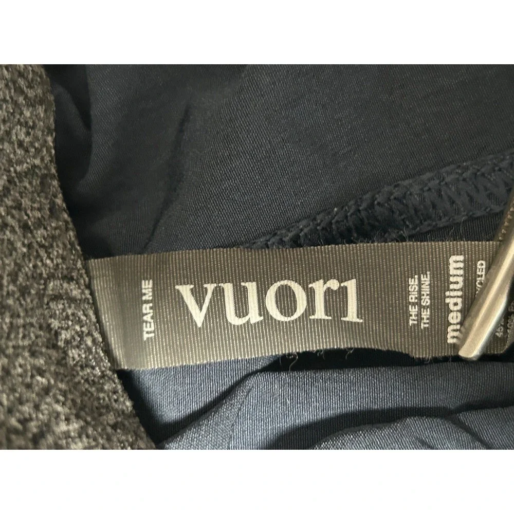 Vuori Cruise Board Shorts Mens Medium Blue Heathered 4 Inch Inseam Swim Trunks